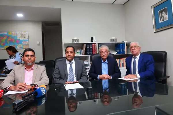 Nueva directiva de Andeclip reclama a APS ARS el pago a las clínicas privadas que supera los 77 millones de pesos. Elieser Tapia.