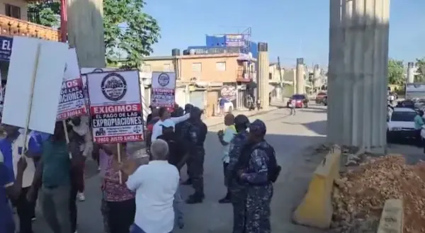 Protesta en Villa Mella