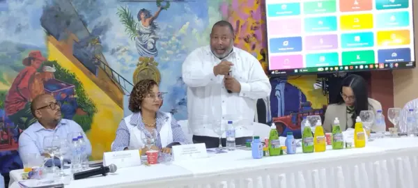Ricardo Rosario, planteó la necesidad de impulsar un nuevo modelo de organización