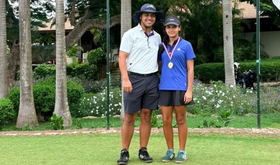 Roberto Ortiz junto a Sara Sabillon