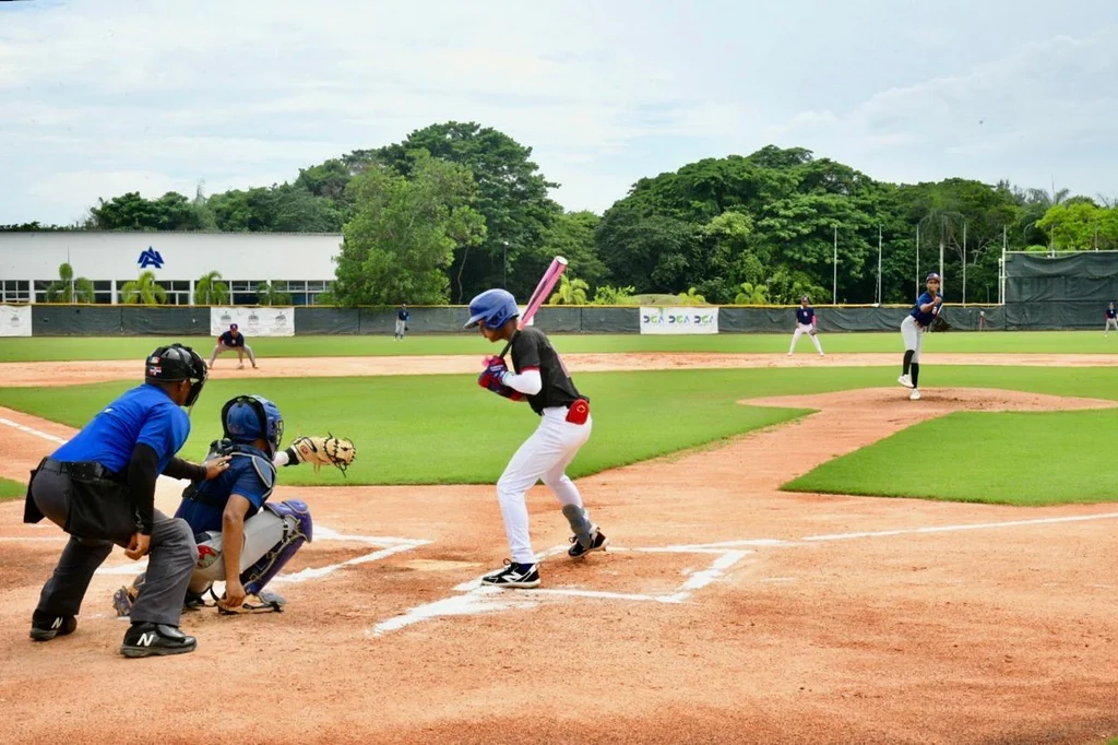 Selección dominicana U15 durante practica