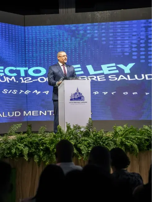 Senador Eduard Espíritusanto presenta su segundo informe de gestión con 11 proyectos de ley y 18 resoluciones