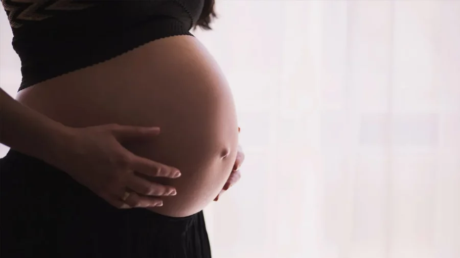 SNS afirma mantiene bajo control mortalidad materna, neonatal e infantil en hospitales públicos