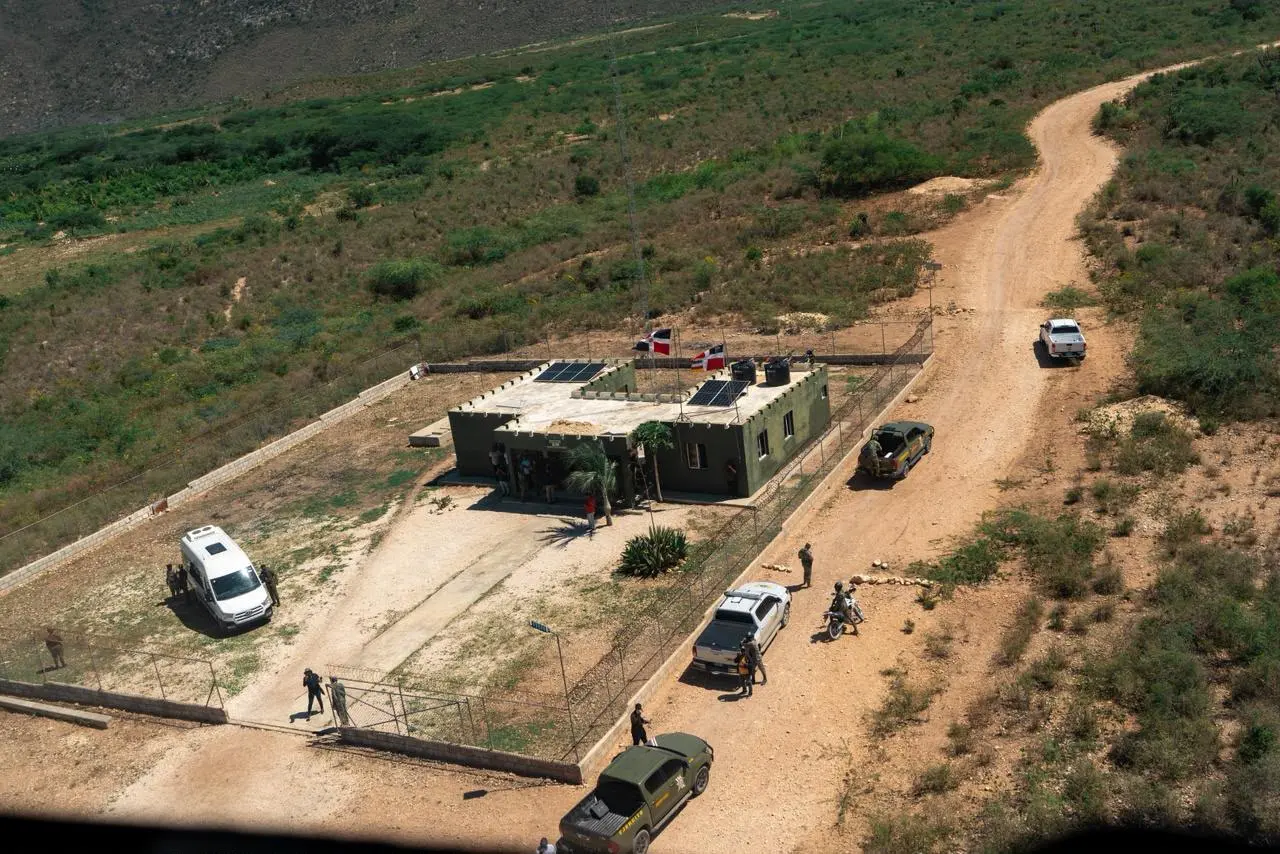 Inicia construcción de 14.5 kilómetros de verja fronteriza en Jimaní