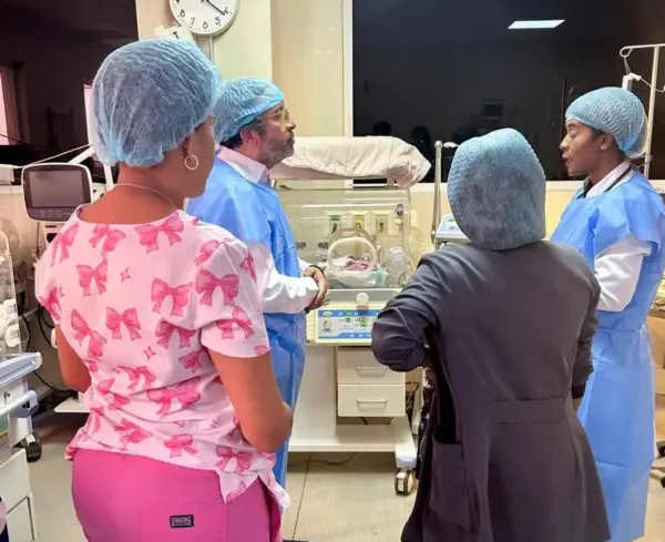 Una comisión del SNS visitó la UCIN del Hospital Ángel Contreras