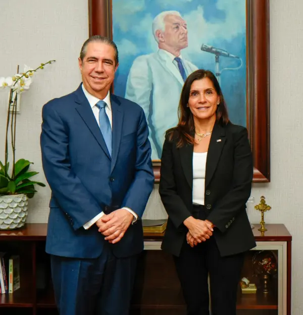 Leah Campos y Francisco Javier