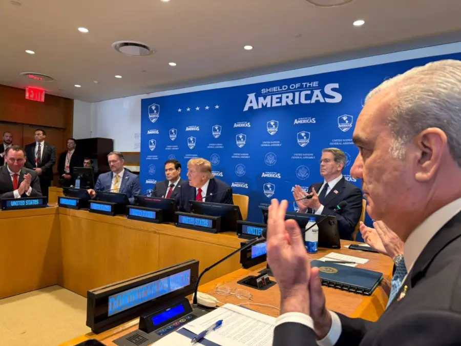 Donald Trump con aliados del Escudo de las américas