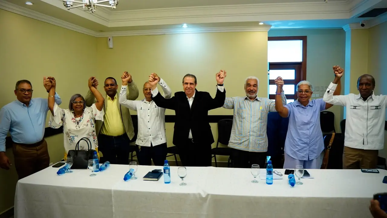 Radhamés Camacho afirma Francisco Javier ganará consulta del PLD pese a los demás aspirantes