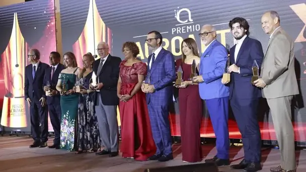 Acroarte celebra gala premio al Mérito peridístico