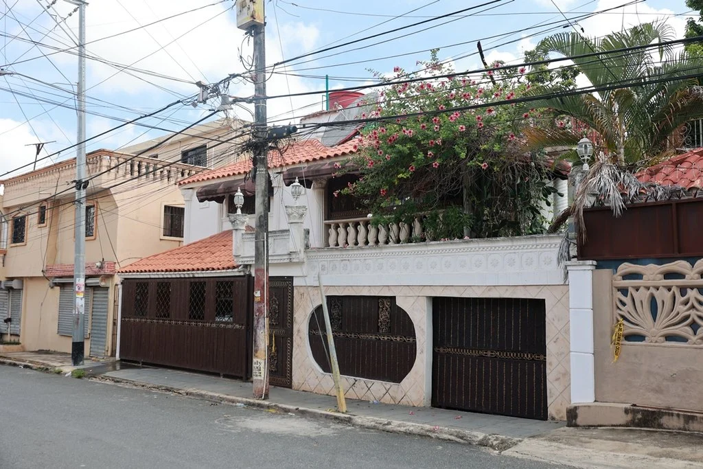 “1,600”, la misteriosa inscripción hallada en la casa donde mataron a la esposa de Julián Oro Duro