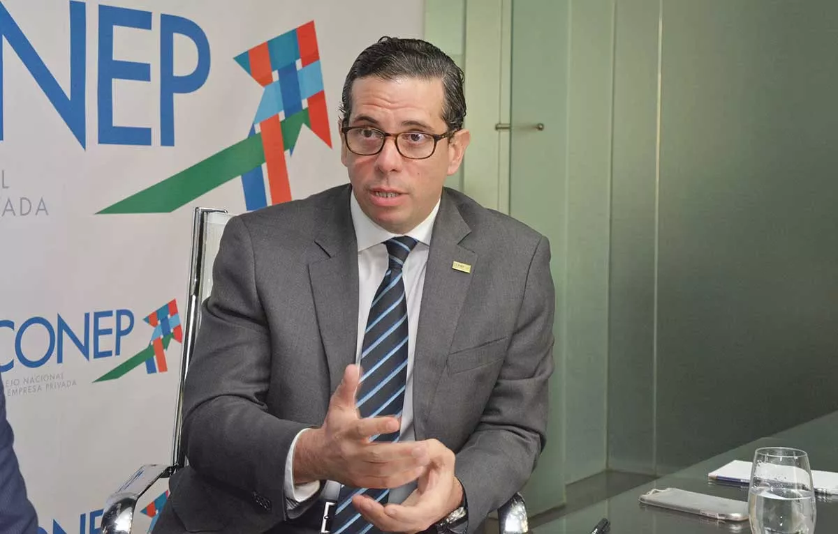 RD tiene margen para monitorear y ajustar su tasa de interés ante cambios en EE. UU.