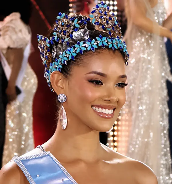 Los aretes que hicieron historia junto a Joheirry Mola en el Miss Mundo 2026