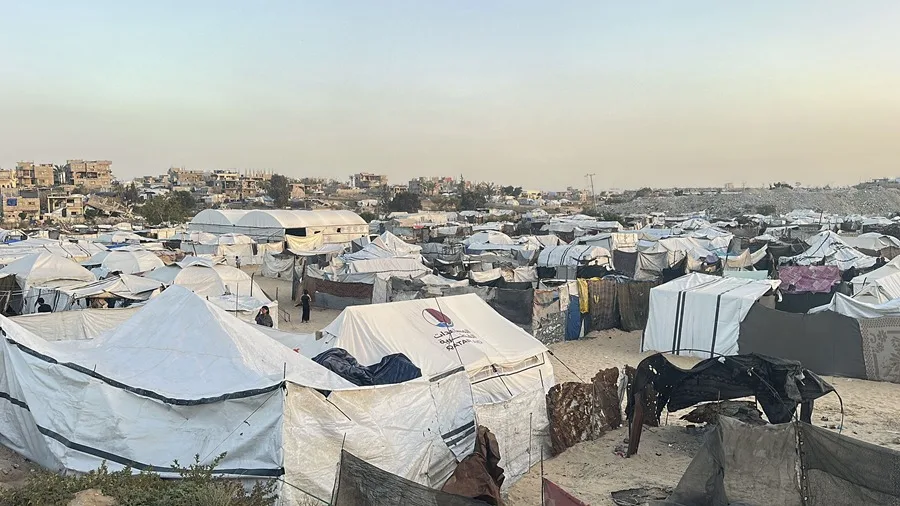 En la imagen de archivo, campamento de desplazados de Al Mawasi, en Jan Yunis.
