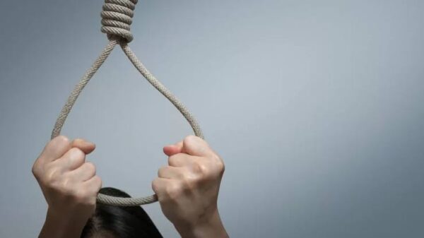Suicidio no responde a una sola causa/Fuente externa