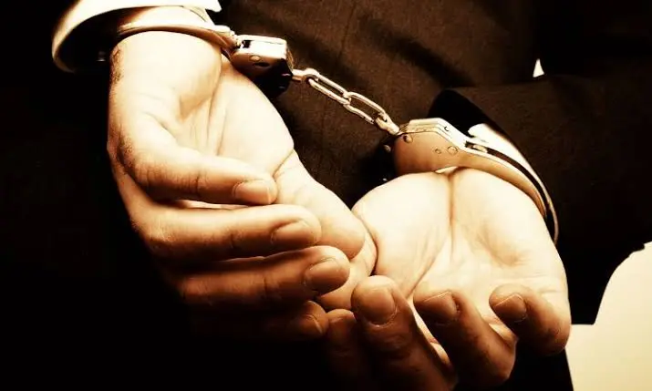 La ruta hacia el delito: lo que ocurre antes de que un joven llegue al expediente policial