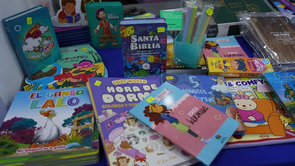 Qué se puede comprar con RD$2,000 en Feria del Libro
