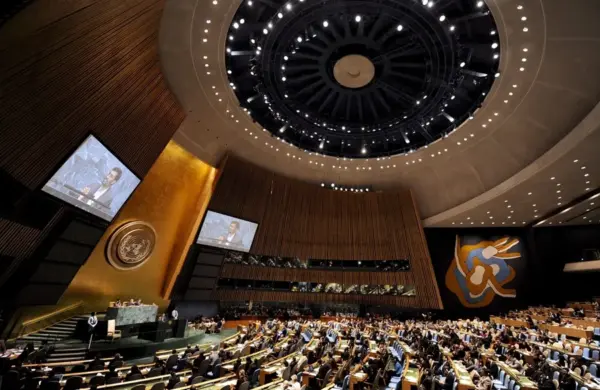 Fotografía de archivo de una de las sesiones de la Asamblea General de Naciones Unidas en su sede de Nueva York (EE.UU.). EFE/ Justin Lane