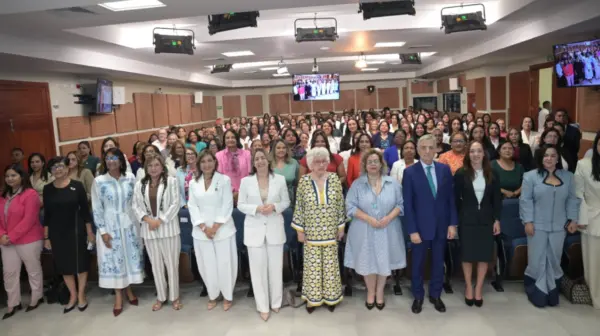 Autoridades nacionales e internacionales encabezaron el acto inaugural del Curso de Alto Nivel para Mujeres Rurales Aspirantes a una Candidatura Electoral “Milagros Ortiz Bosch”.