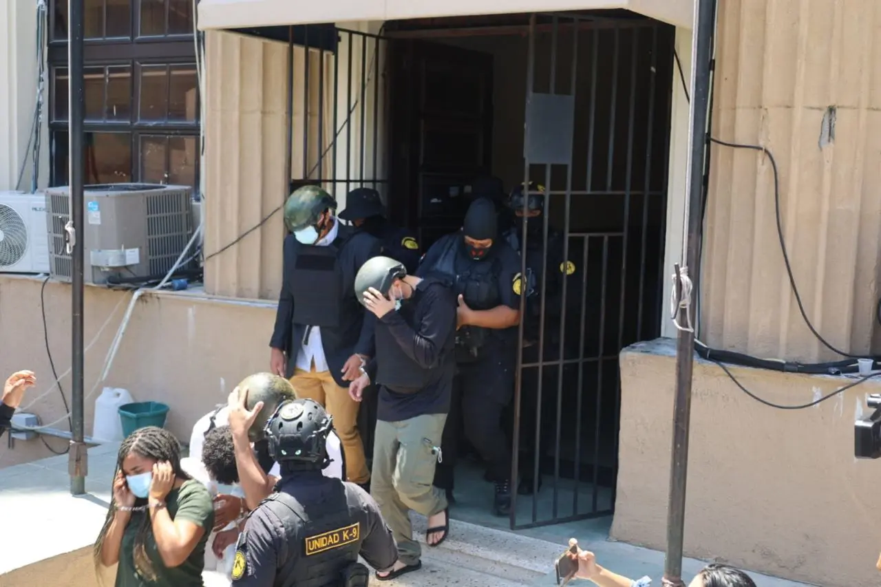 Gineco-obstetras implicados en caso SeNaSa 2.0 habrían facturado consultas de ginecología a hombres