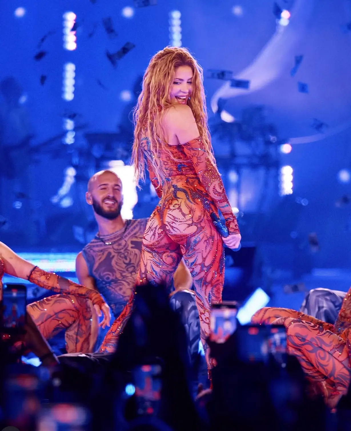 Shakira afirma que ha hecho “demasiadas cosas por amor”