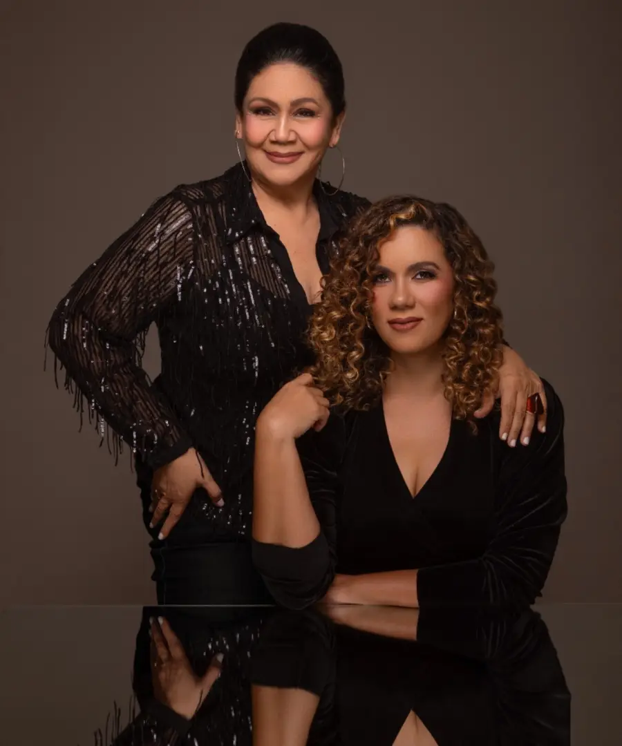 Laura Rivera y Maridalia Hernández tienen una hermosa amistad.