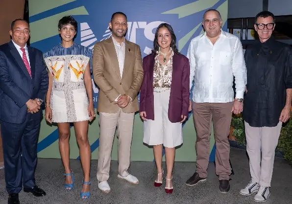 Catalino Correa, Ichanell Rodríguez, Carlos Machuca, Sophia Sanabria, Alexis Victoria Yeb y Sócrates McKinney