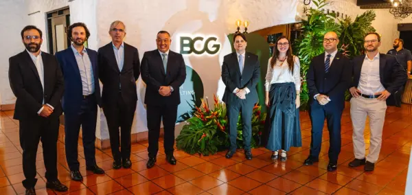 La propuesta de la firma combina estrategia, innovación, tecnología y capacidad de ejecución para apoyar  a las organizaciones.