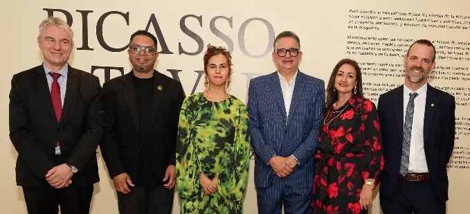 Patrick Bosdure, Alescar Ortiz, Carlota Macedo, Fernando Báez, Nancy Tavárez de Báez y Thomas Ducroquet.