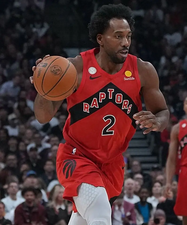 Kawhi Leonard recibirá tratamiento y rehabilitación.  ap