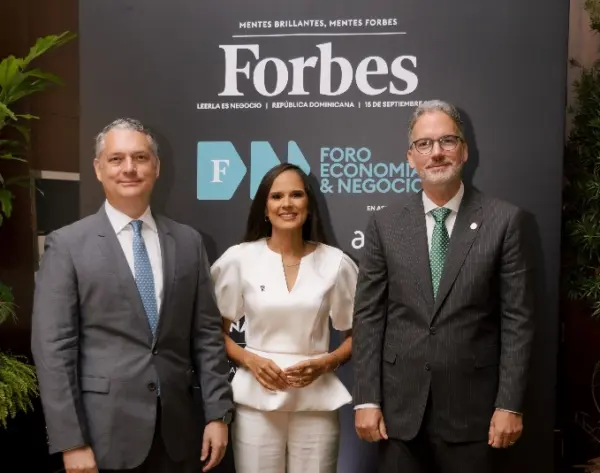 Alex Yaryura, Flavia Mejía y Mario Pujols.