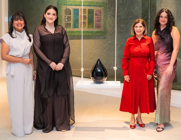 Paula Gómez, Pamela Salcedo, Susy Guzmán y Gabriela Armenteros Capano.