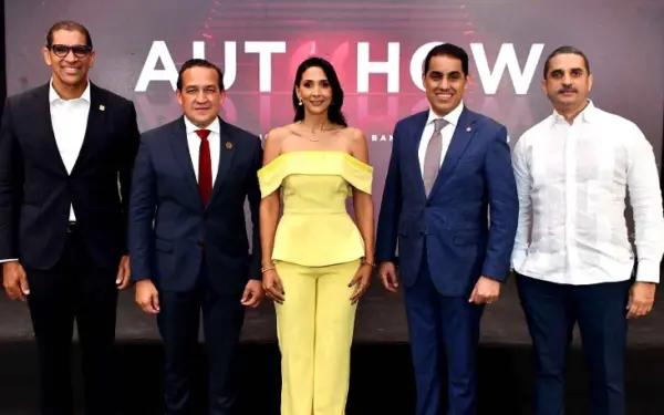 Pablo de la Rosa, Yasser González, Edith Marie Pérez Rojas de González, Robinson Portorreal y Ali Yasyl Bejaran.