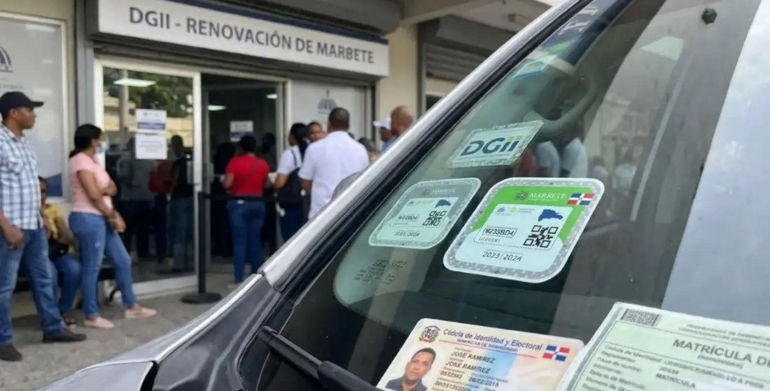 Transportistas reaccionan cautelosos por aumento del marbete vehículos
