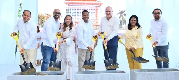 Abel Bello, Alexis Victoria Yeb,  Junior Peralta, Amada López Polanco, Yudelka Batista y   Herly Valenzuela.