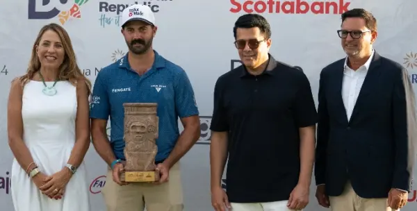 Encarna Piñero, Joey Savoie, David Collado y Jaime Sitjar.