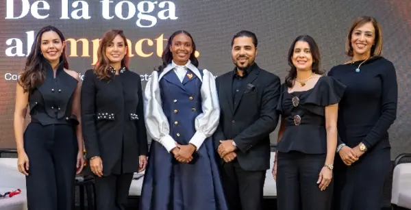 Sol Disla, Grace Ventura, Susan C. Mota, Miguel Valdemar, Gianna Franjul y Carolina Silié.