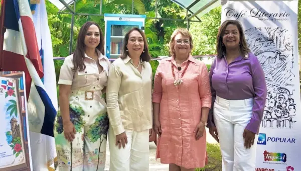 Karen Ricardo, Lidia Martínez de Macarrulla, Verónica Sención y  Amarilys Durán.