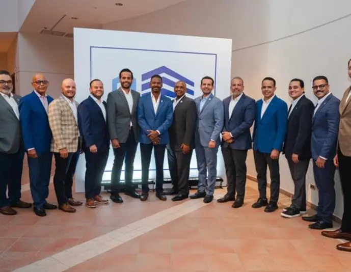 Profesionales de la ingeniería y arquitectura.