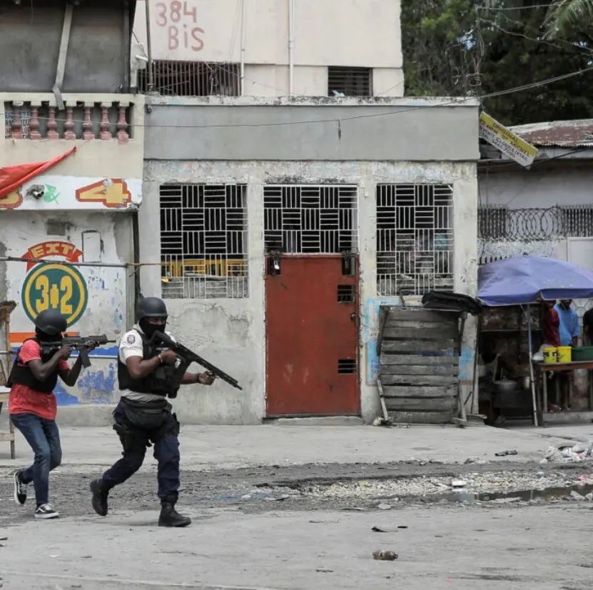 Se desconoce el paradero de los cuatro militares capturados.