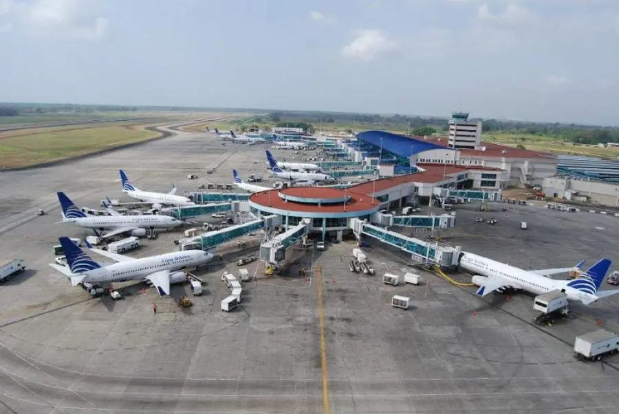 Terremoto en Panamá obliga al cierre temporal del aeropuerto de Tocumen y a evacuar pasajeros