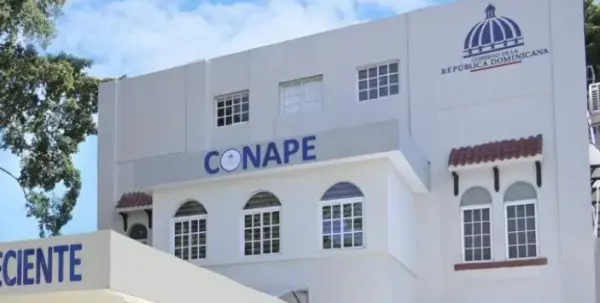 Auditoría a CONAPE señala que beneficiarios de ayudas habrían percibido altos sueldos en otras instituciones estatales. Fuente externa.