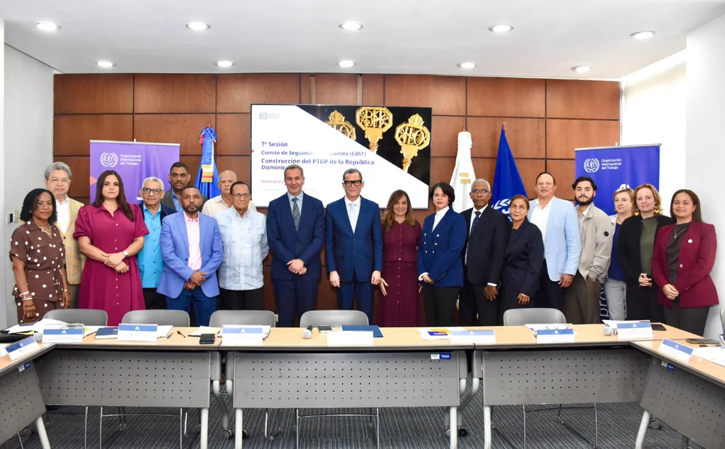 RD prepara programa de trabajo decente para 2027-2029 junto a la OIT