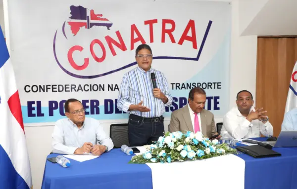 INTRANT fortalece diálogo con transportistas y crea comisión para revisión de expedientes