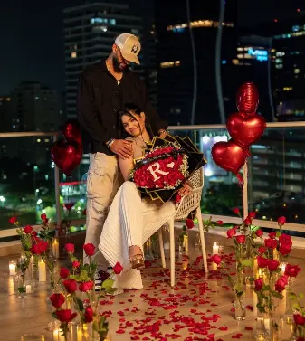 La Ross María y el pelotero Cristopher Pujols oficializan su relación con romántica sorpresa