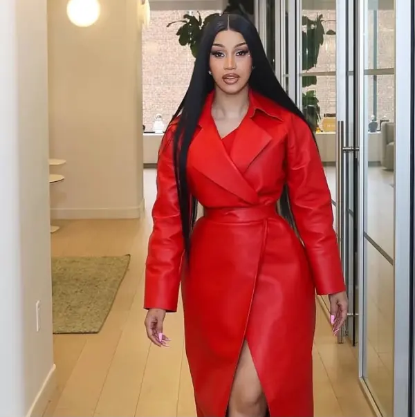 Cardi B Rompió record de visualizaciones en Tiny desk