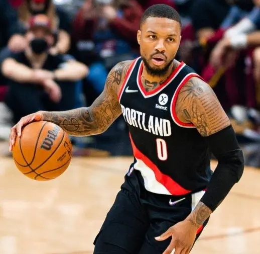 Damian Lillard pone fin proceso reuperación.