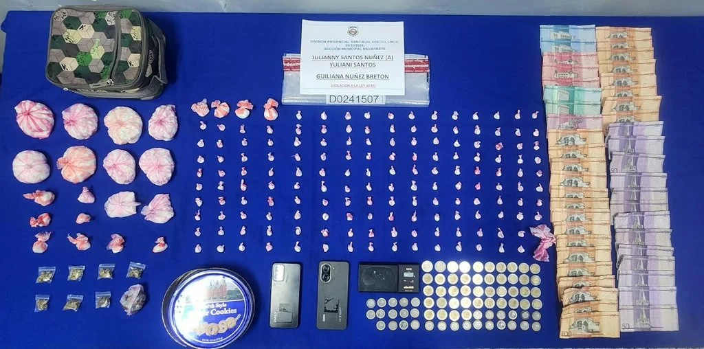 Autoridades ocupan más de 15,000 gramos de drogas y detienen a 59 personas en Santiago