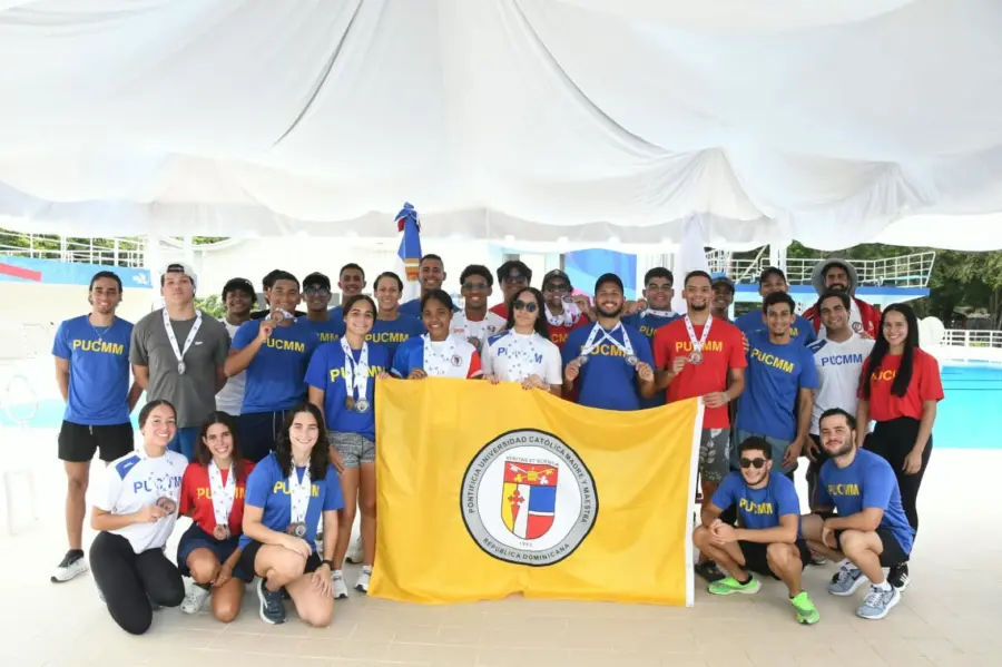 Atletas  Pontificia Universidad Católica Madre y Maestra