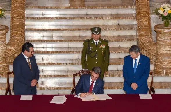 l Legislativo de Bolivia destituye al fiscal general detenido y designa un interino