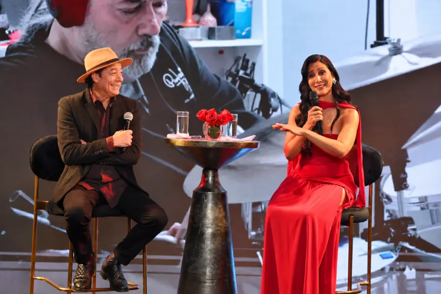 Enrique Martínez y Nathalie Peña